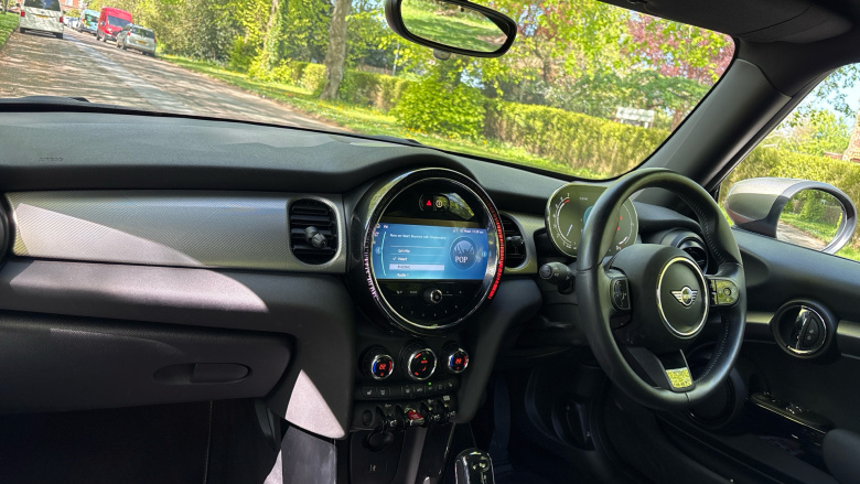 MINI Hatchback 1.5 Cooper Exclusive 3dr Auto Petrol Hatchback